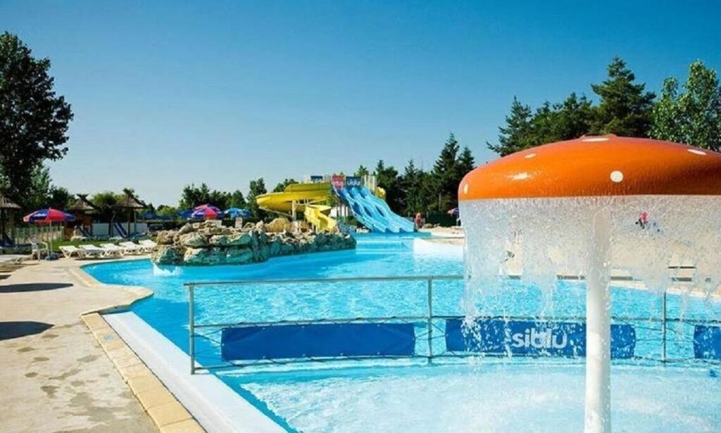 Camping 4* 3 Ch 2 Sdb- Lave Linge- Lave Vaisselle Onzain Exterior foto